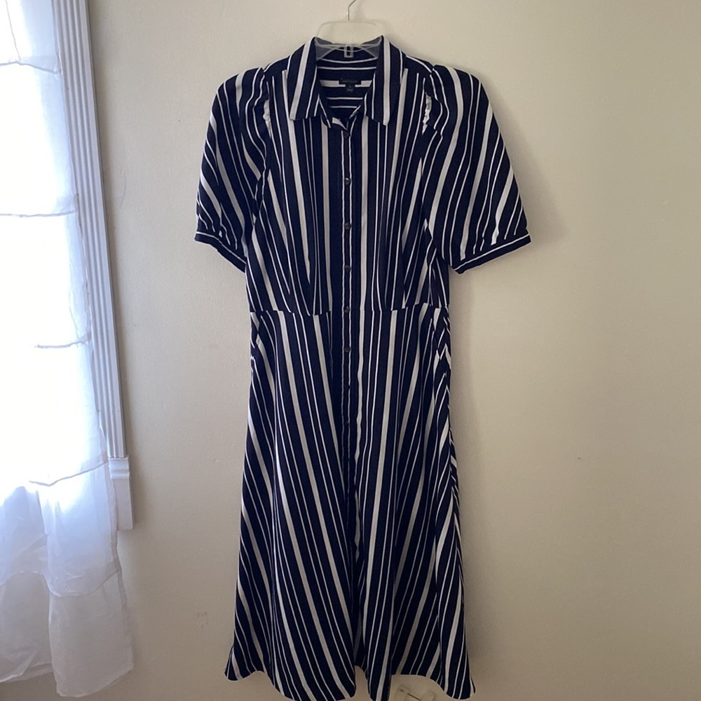 Anne Taylor Maxi Dress